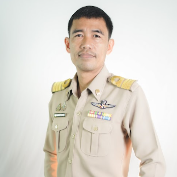 นายสุระศักดิ์  รอดทิม