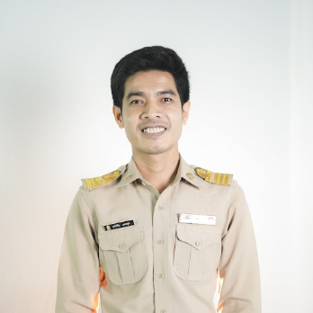 นายธวัชชัย  เมฆสุข