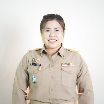 นางอังศุมา ไทยเจริญ